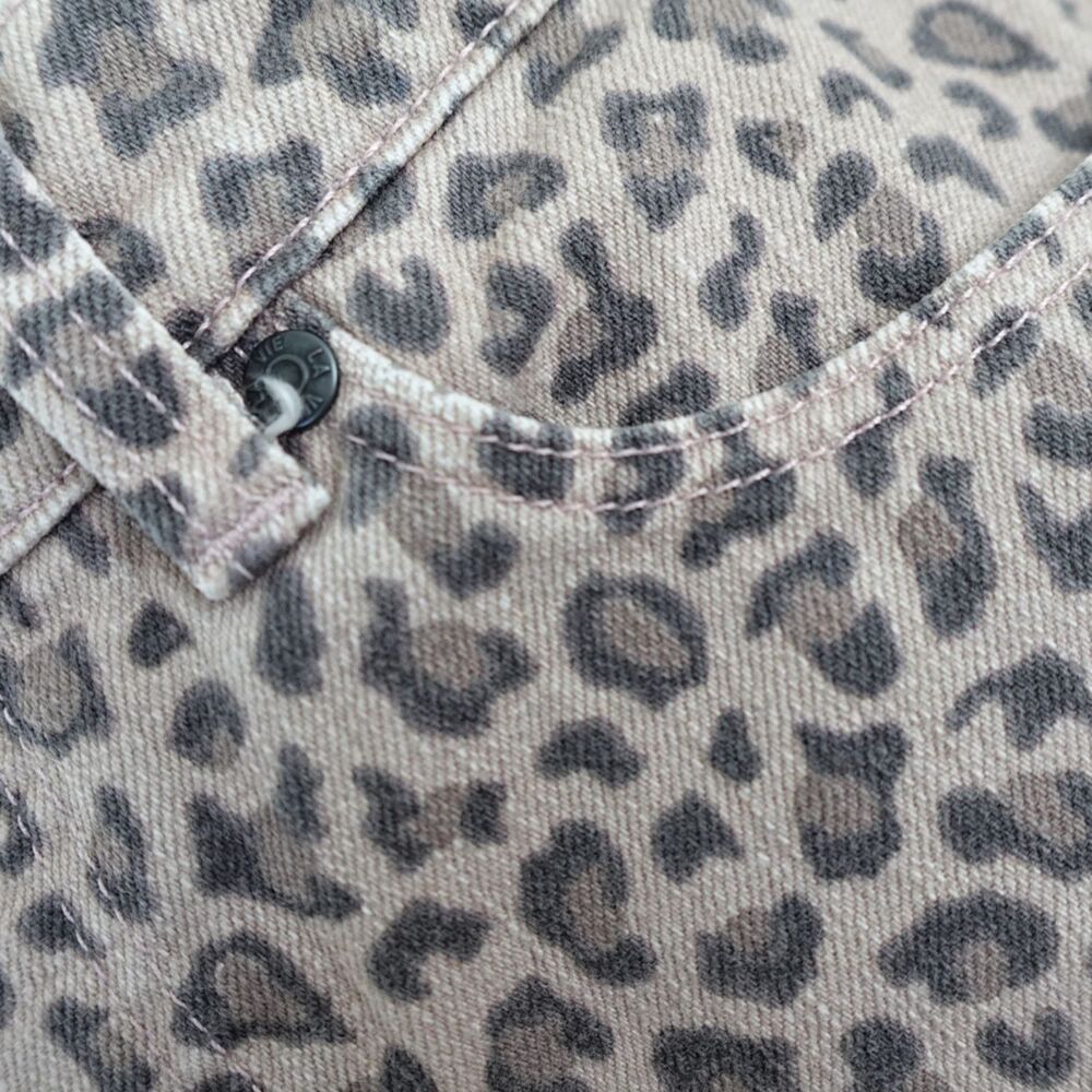La Vie Rebecca Taylor Beige Leopard Print Barrel Leg High Rise Jeans Size 29 - Picture 3 of 4